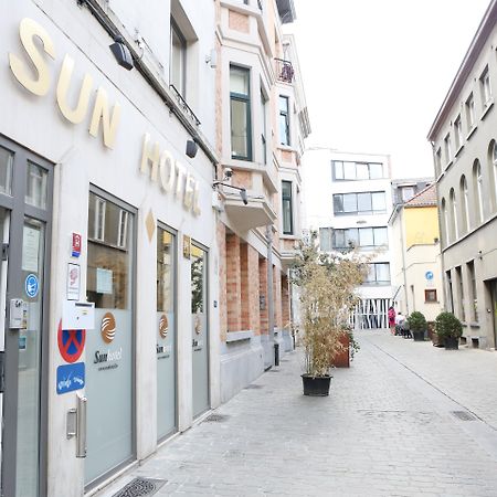 Sun Hotel Saint-Gilles Exteriér fotografie